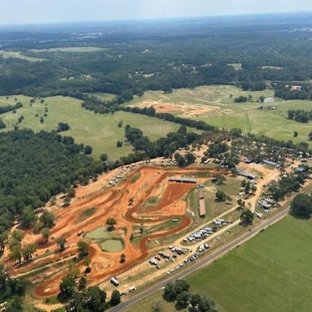 Holiday Inn Express & Suites - Lindale By Ihg Luaran gambar