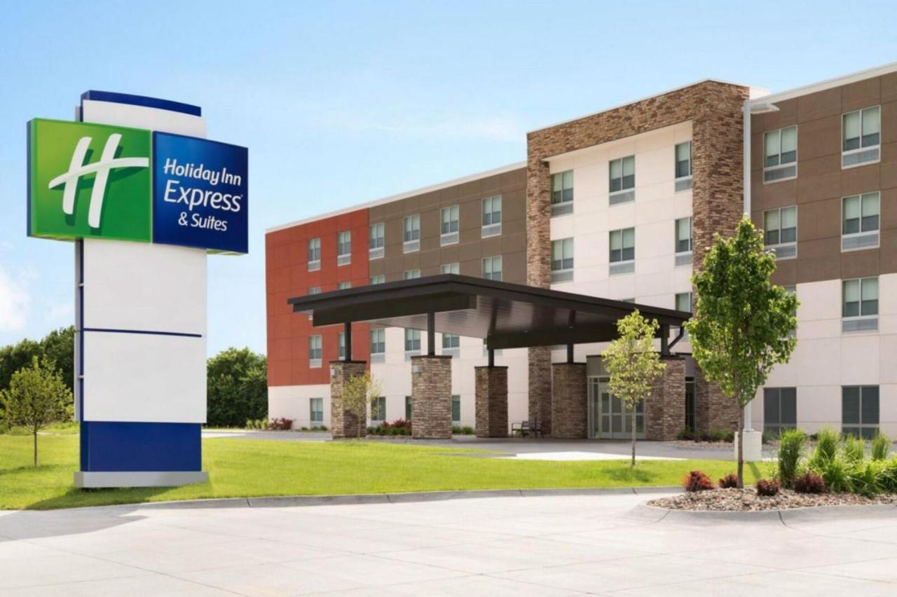Holiday Inn Express & Suites - Lindale By Ihg Luaran gambar