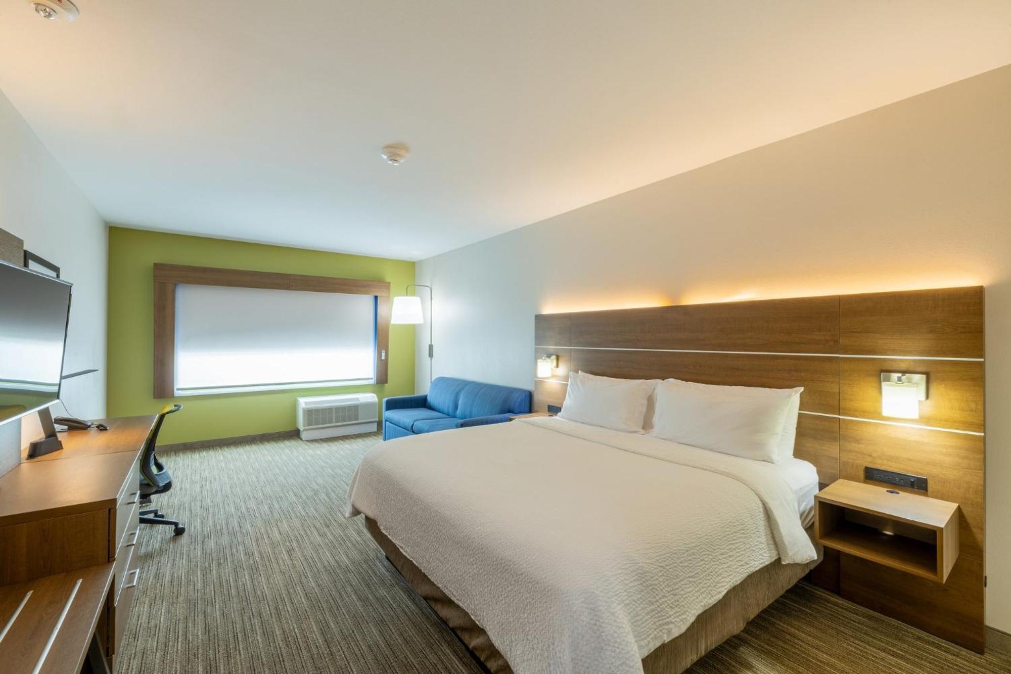 Holiday Inn Express & Suites - Lindale By Ihg Luaran gambar